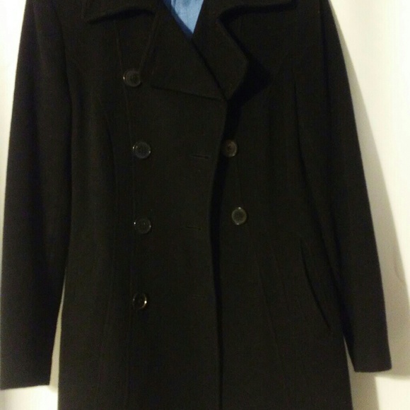 Coat - Picture 2 of 3